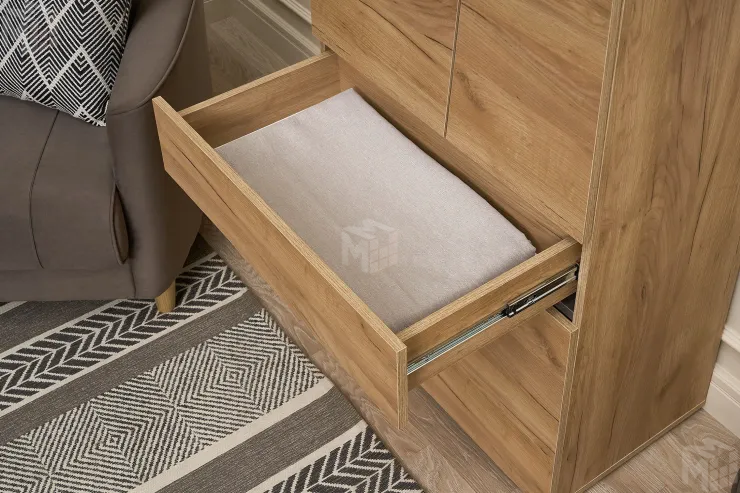 Шкаф высокий закрытый Соренто