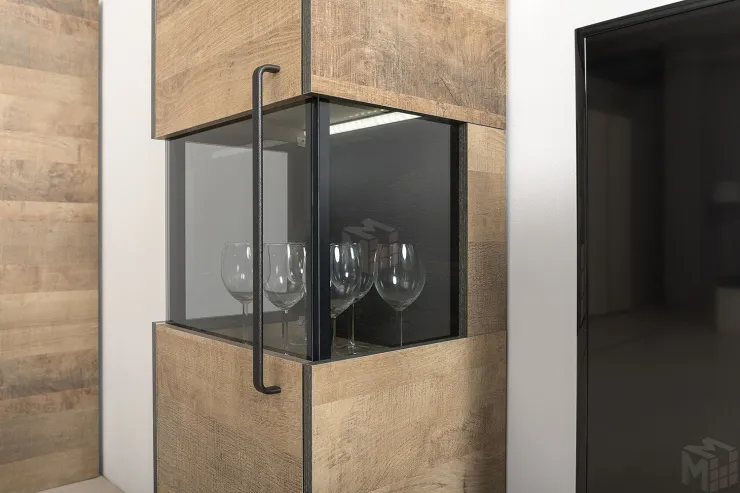 Шкаф-пенал с витриной Трувор 13.205