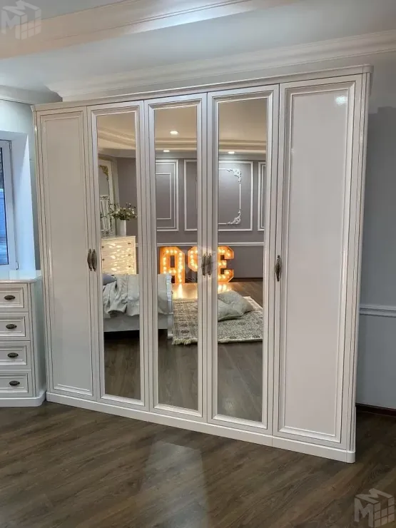 Шкаф Натали 6-дверный (2+2+2) с зеркалом белый глянец