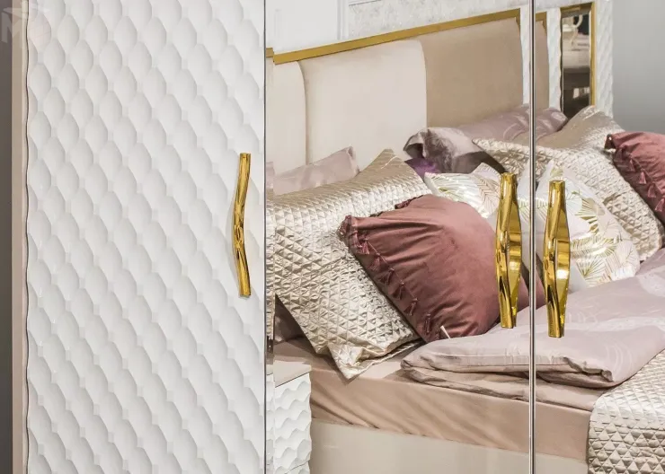 Шкаф Lara 4-дверный белый глянец