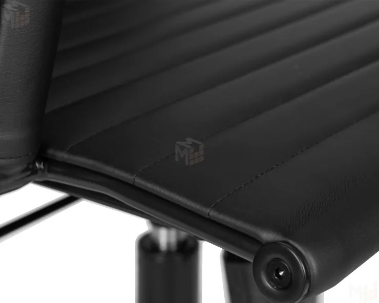 Офисное кресло для руководителей DOBRIN CLARK SIMPLE BLACK (чёрный)