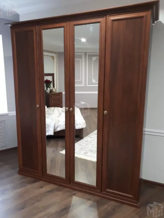 Шкаф Афина 4-дверный (2+2) с зеркалом караваджо