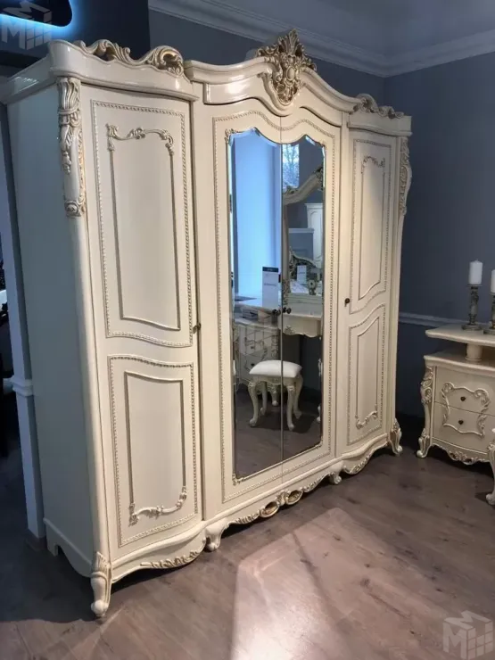 Шкаф Джоконда 4-дверный крем глянец