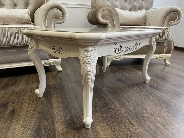 Столик прямоугольный Патрисия крем корень глянец