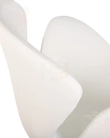 Кресло дизайнерское DOBRIN SWAN (белый кожзам P23)